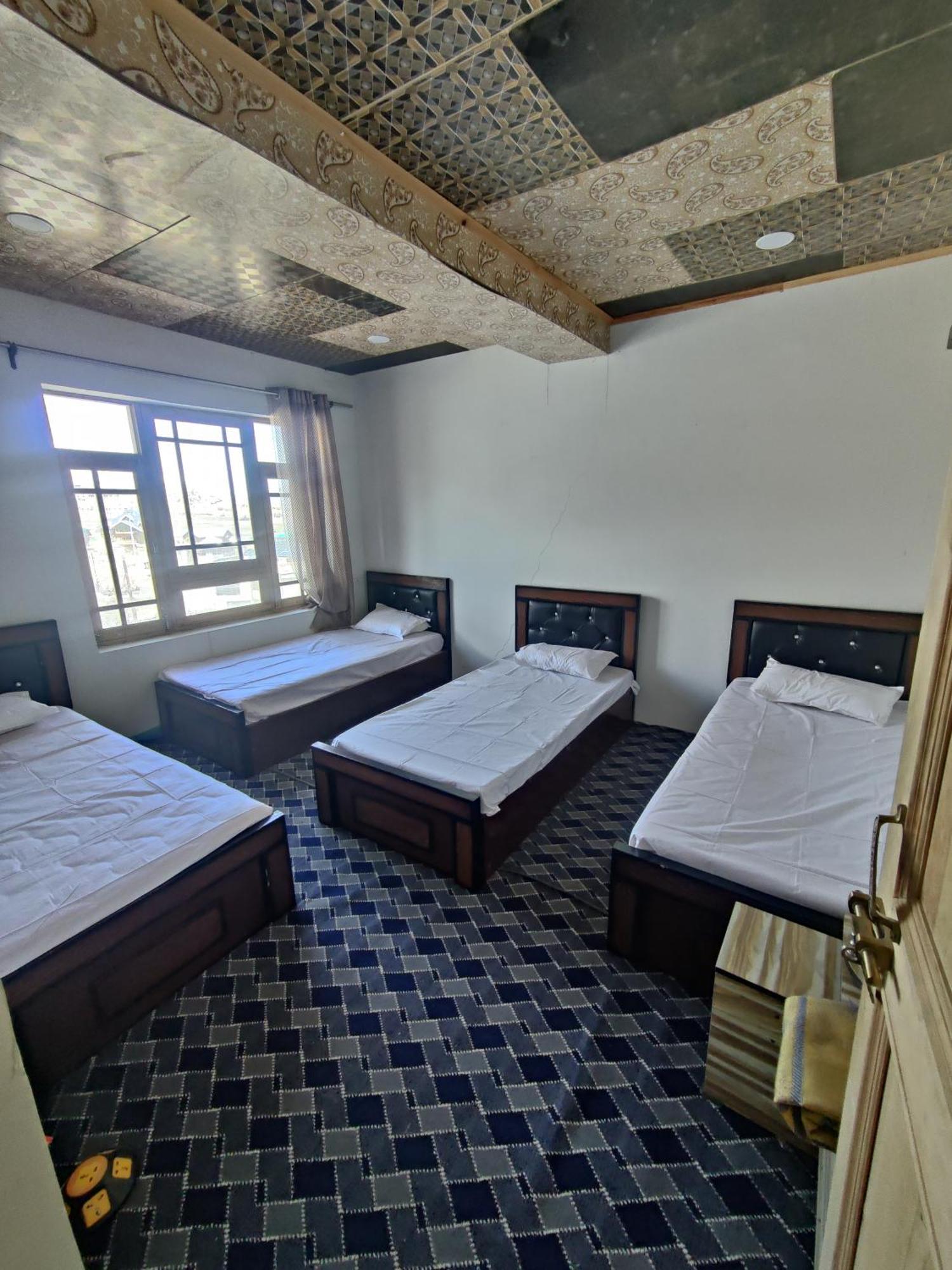 Konka Guest House Padam Екстериор снимка