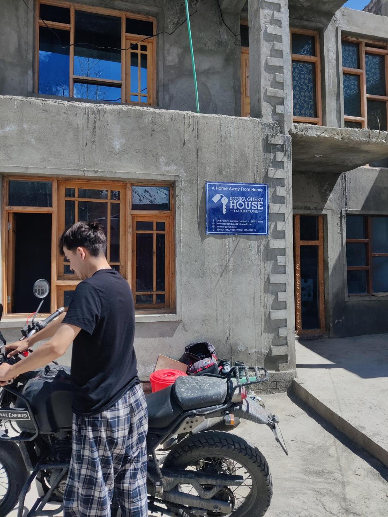 Konka Guest House Padam Екстериор снимка